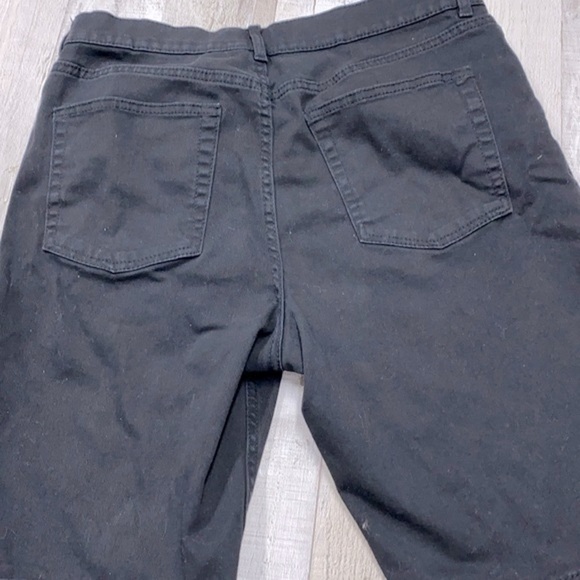 H&M black slim fit shorts size 30 - Picture 4 of 5